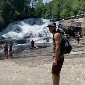 Meet your Posher, Elvin